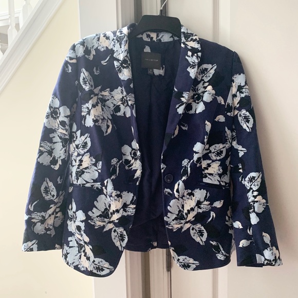 The Limited Jackets & Blazers - The Limited navy floral button blazer size 8P
